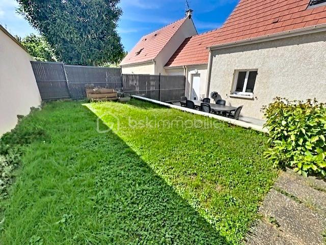 Maison - 92 m² - 4 pièces