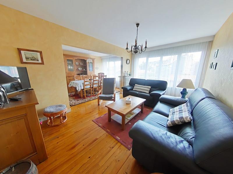 Appartement - 81 m² - 3 pièces