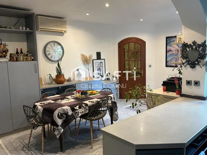 Maison - 183 m² - 7 pièces