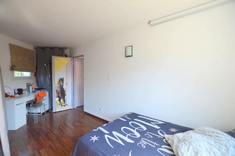 Villa - 130 m² - 5 pièces