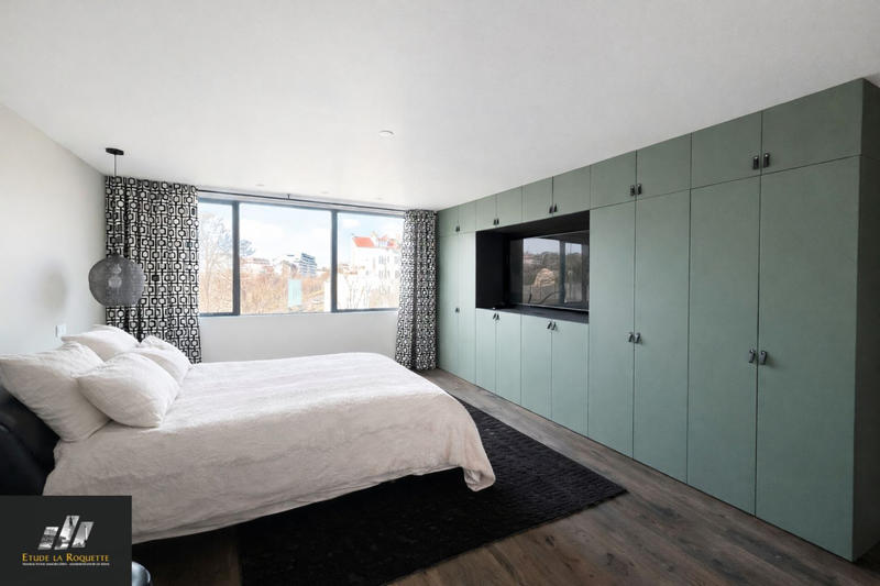 Appartement - 180 m² - 5 pièces