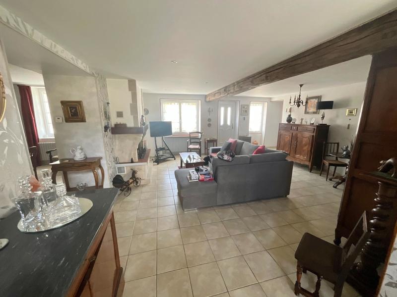 Maison - 185 m² - 6 pièces