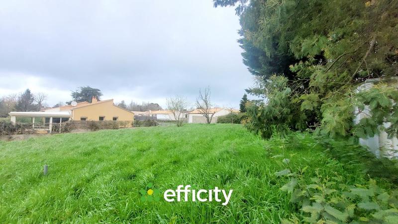 Terrain constructible - 627 m²