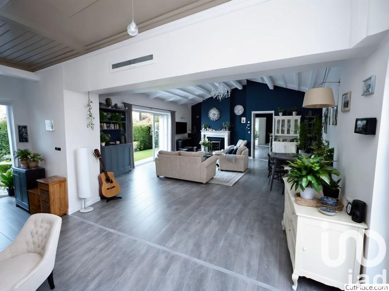 Maison - 147 m² - 6 pièces