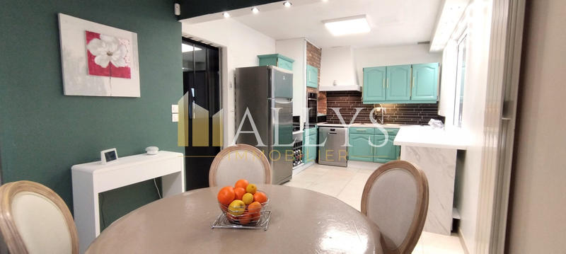 Maison - 122 m² - 7 pièces