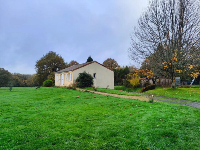 Maison - 80 m² - 5 pièces