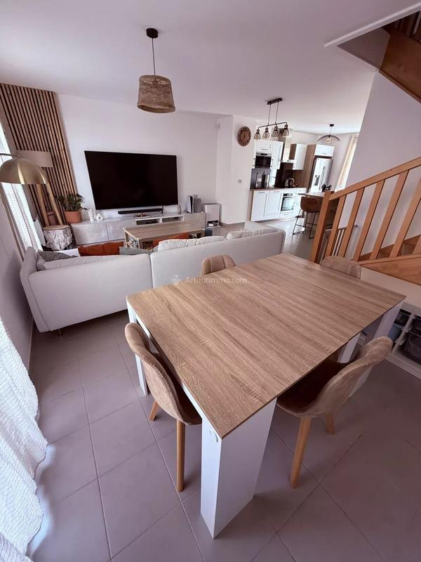 Maison - 87 m² - 4 pièces