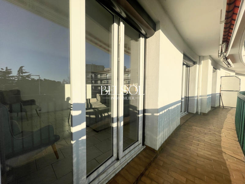 Appartement - 82 m² - 3 pièces