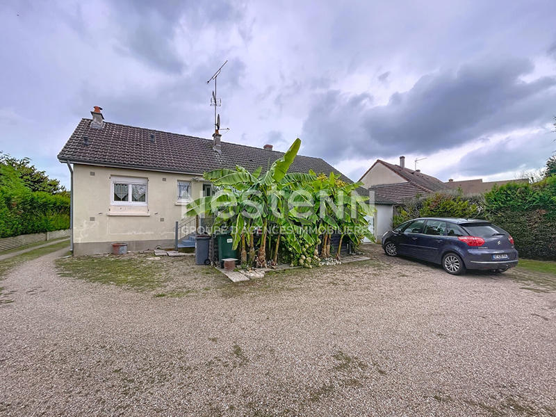 Maison - 99 m² - 4 pièces