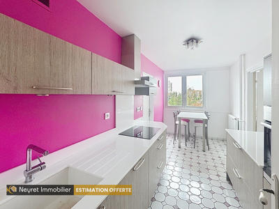 Appartement - 102 m² - 5 pièces