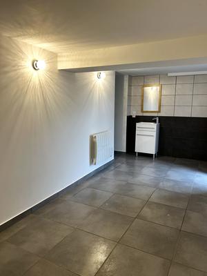 Appartement - 100 m² - 4 pièces