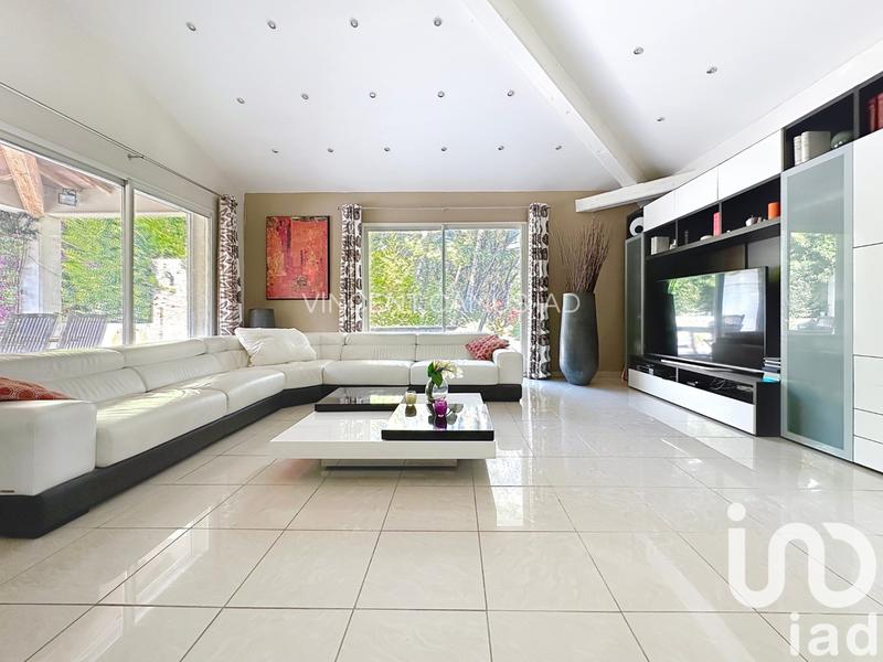 Maison - 188 m² - 5 pièces