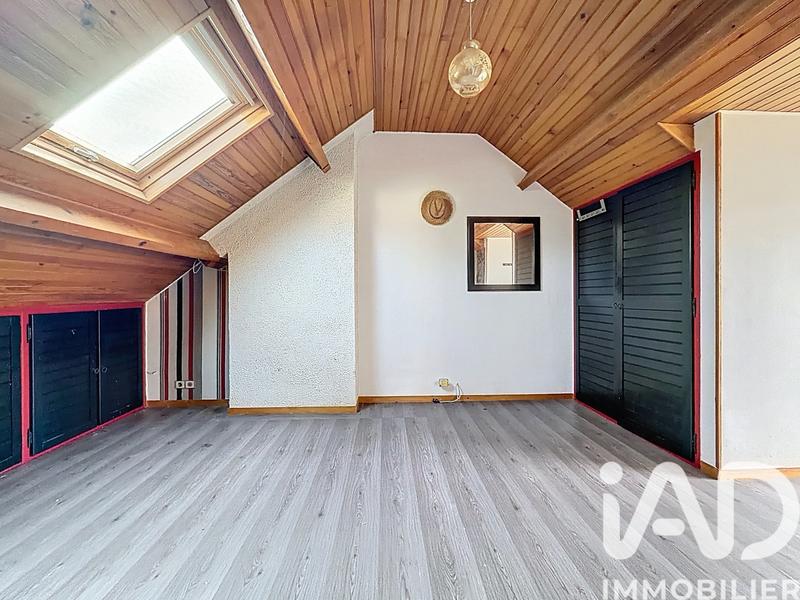 Maison - 96 m² - 5 pièces