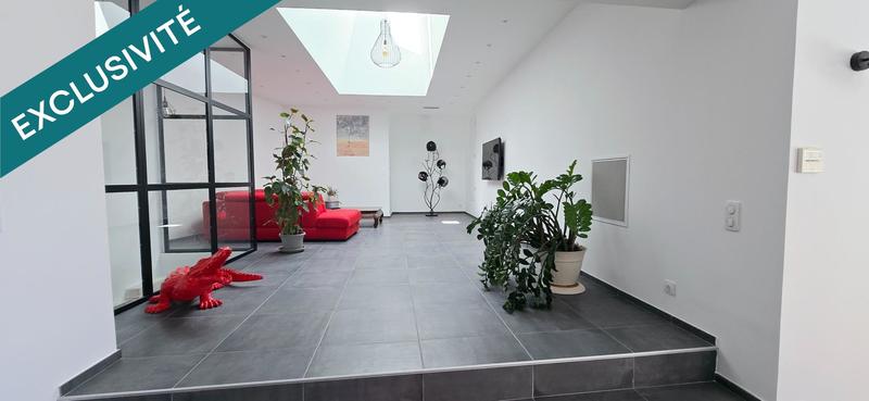 Maison - 160 m² - 2 pièces