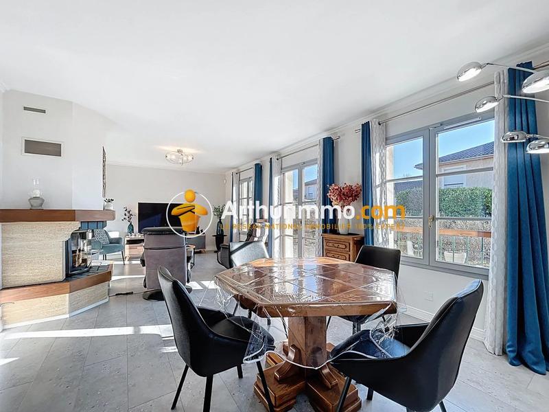 Maison - 111 m² - 5 pièces