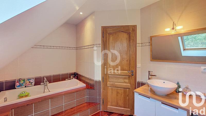 Maison - 142 m² - 5 pièces