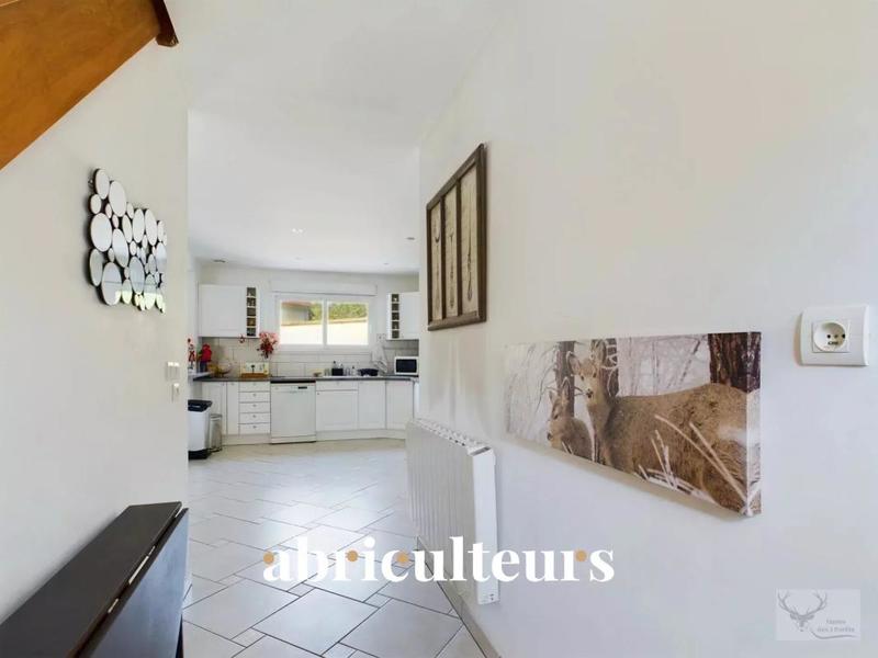 Maison - 152 m² - 6 pièces