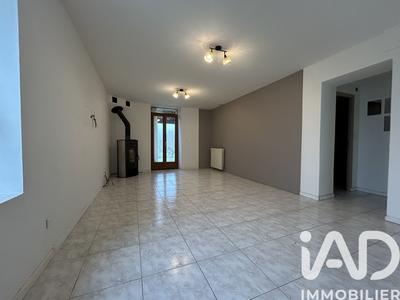 Maison de village - 100 m² - 4 pièces