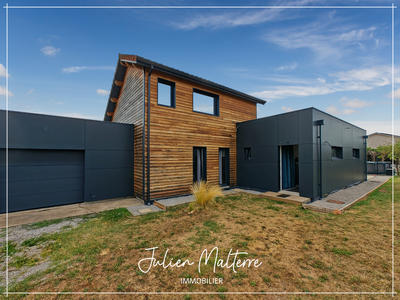 Maison - 147 m² - 6 pièces