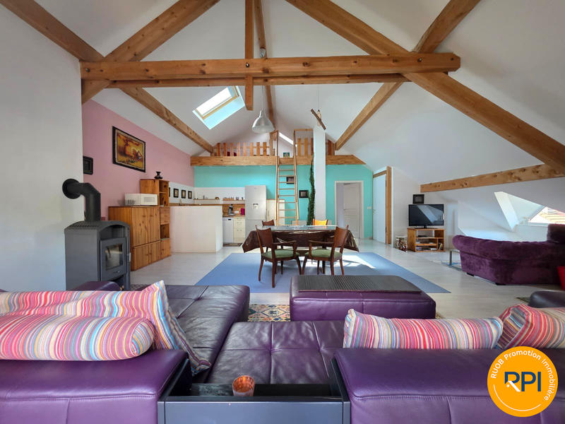 Maison - 321 m² - 9 pièces