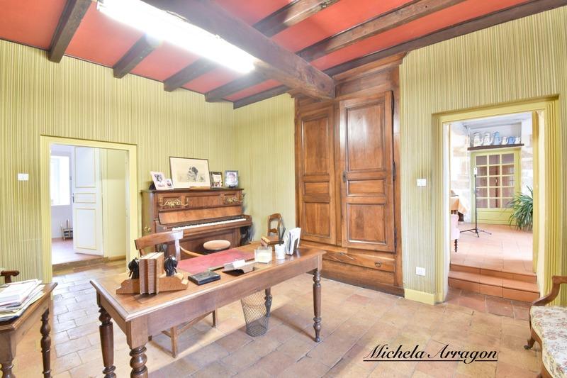 Propriété - 196 m² - 7 pièces