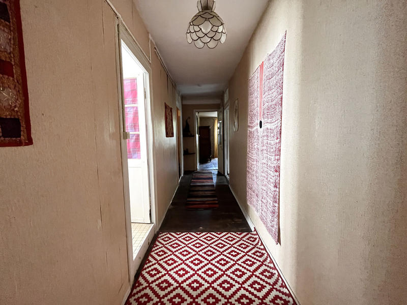 Maison - 271 m² - 14 pièces