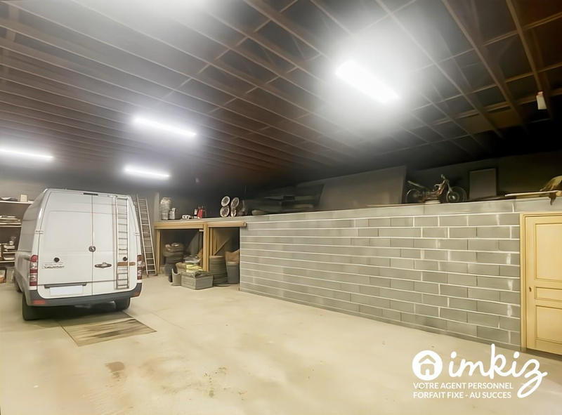 Maison - 193 m² - 8 pièces