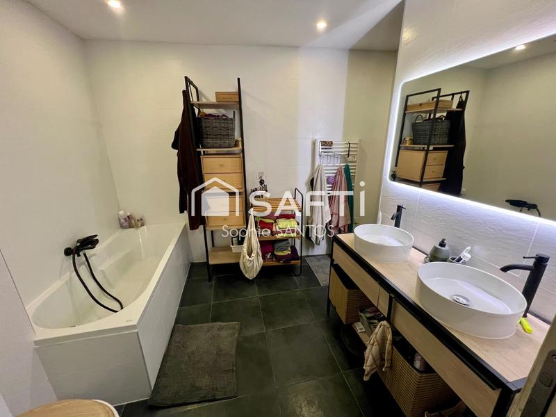 Maison - 138 m² - 5 pièces