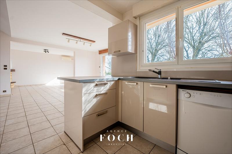 Maison - 121 m² - 6 pièces