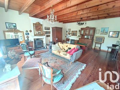 Maison - 140 m² - 5 pièces