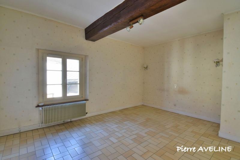 Maison - 161 m² - 8 pièces
