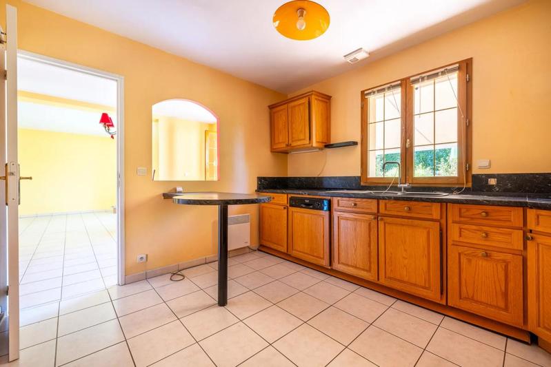 Maison - 195 m² - 6 pièces