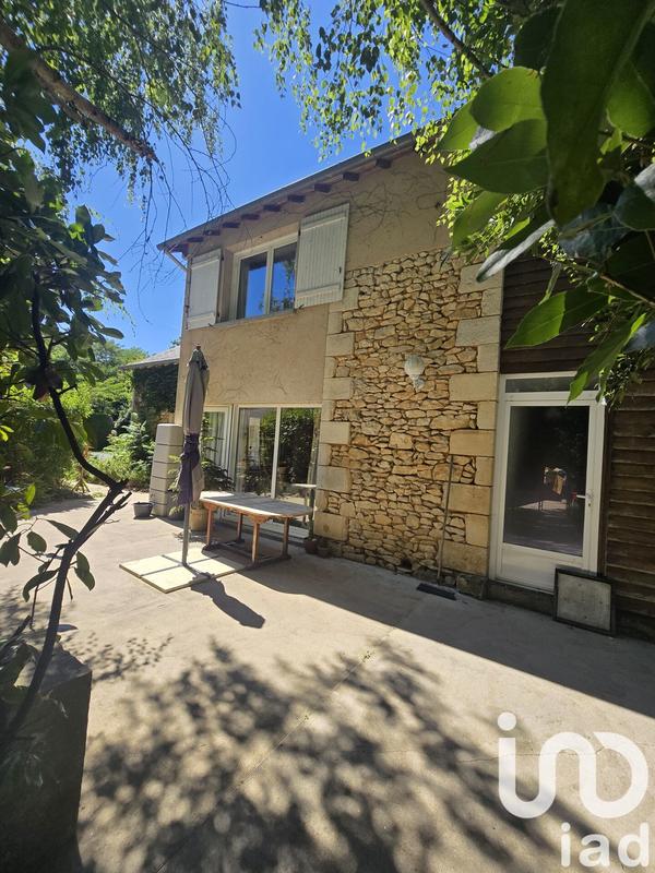 Maison - 330 m² - 9 pièces