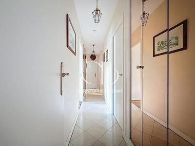 Appartement - 100 m² - 5 pièces