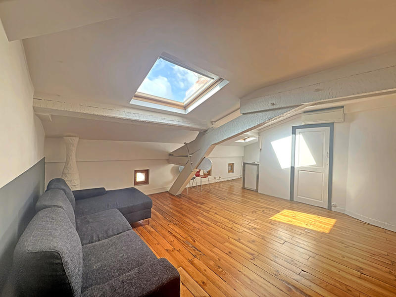 Appartement - 100 m² - 4 pièces