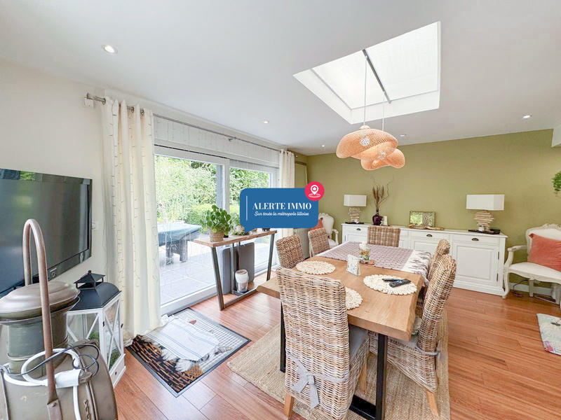 Maison - 150 m² - 5 pièces