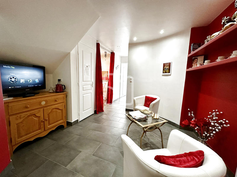 Maison - 160 m² - 10 pièces