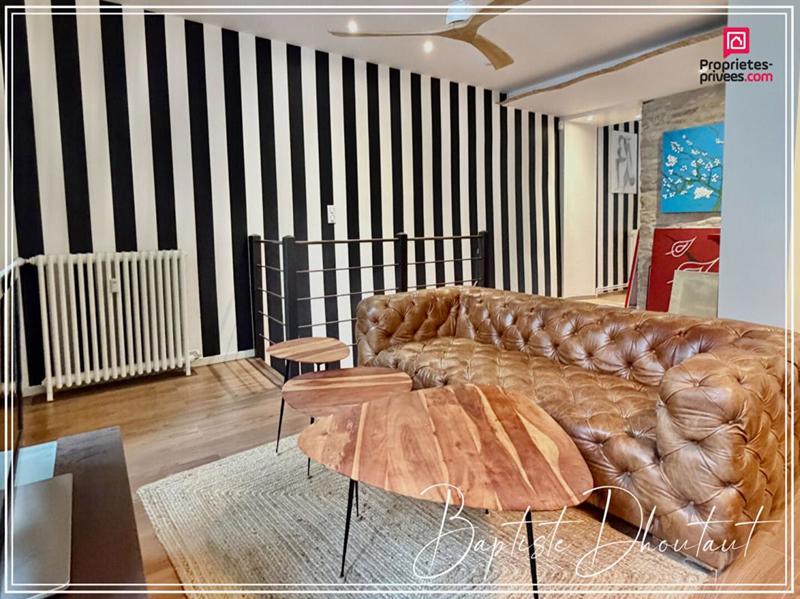 Appartement - 90 m² - 3 pièces