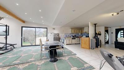 Maison - 157 m² - 6 pièces