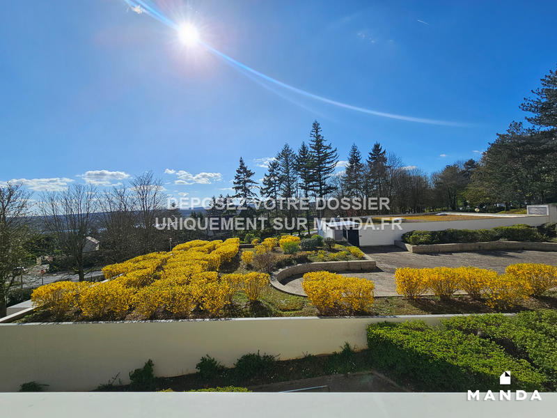 Chambre - 10 m² - 4 pièces