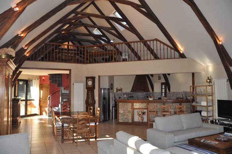 Propriété - 340 m² - 10 pièces