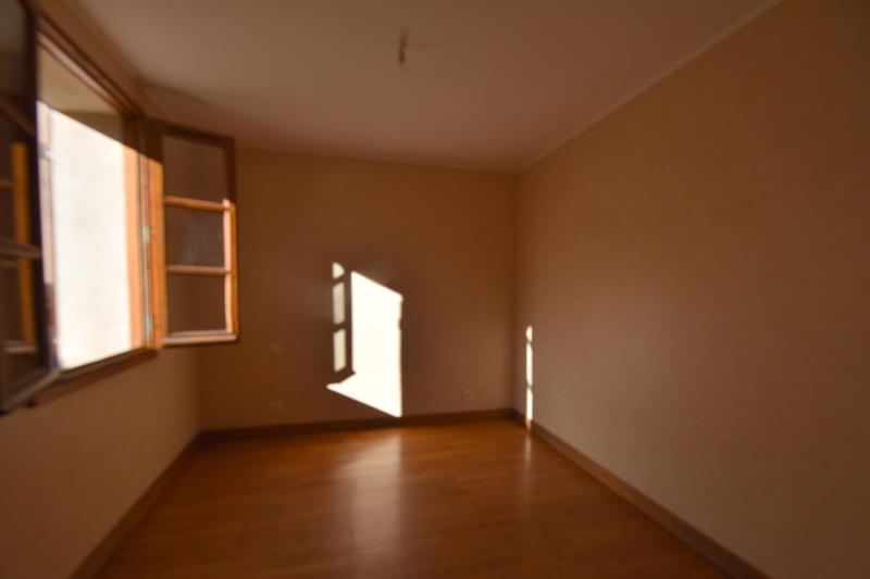 Maison - 99 m² - 4 pièces