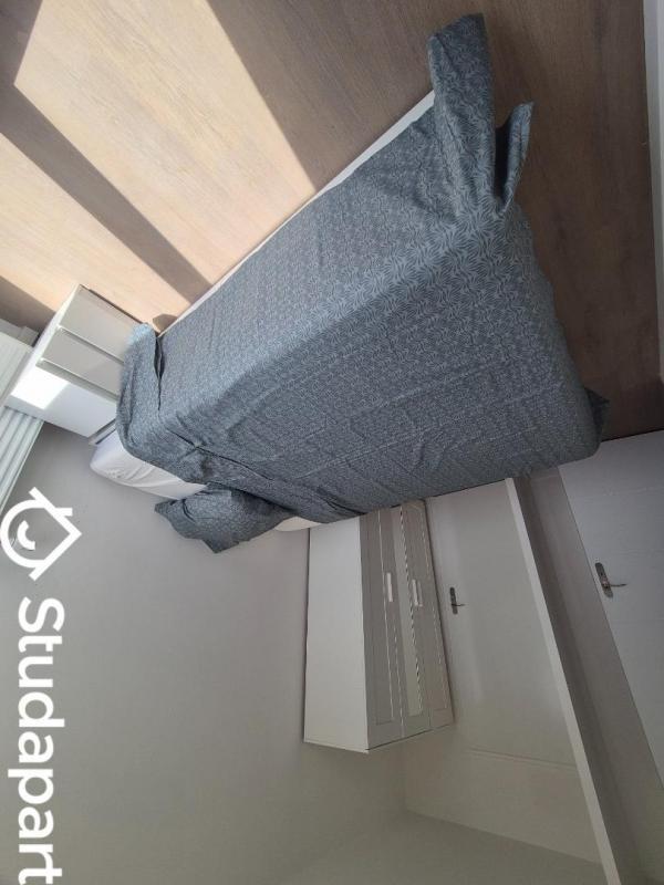 Chambre - 15 m² - 1 pièce