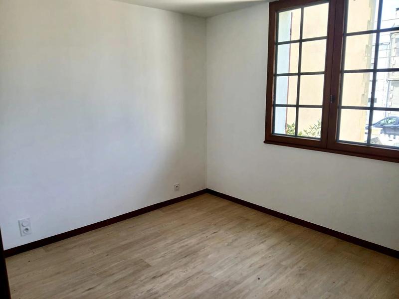 Appartement - 99 m² - 3 pièces