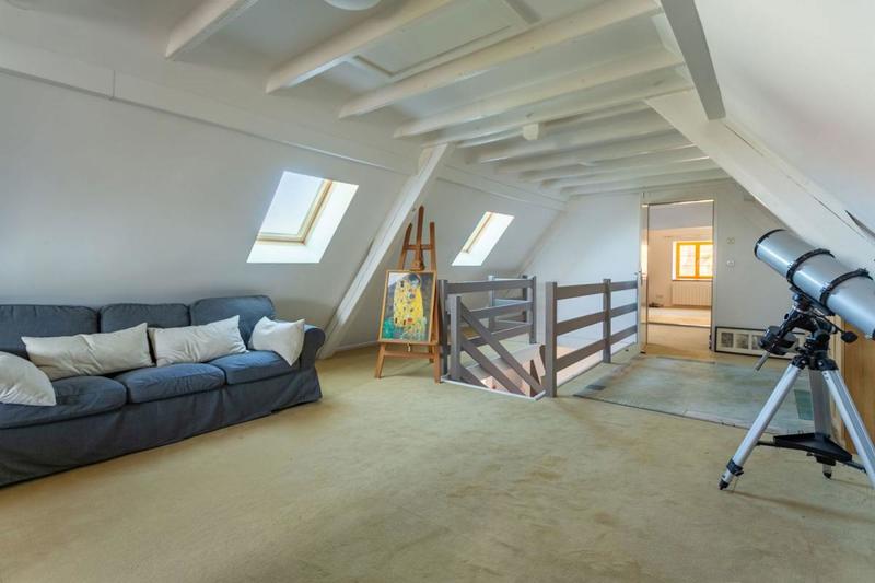 Propriété - 277 m² - 7 pièces