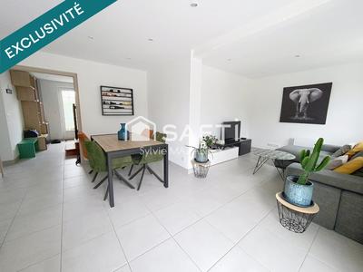 Maison - 101 m² - 5 pièces