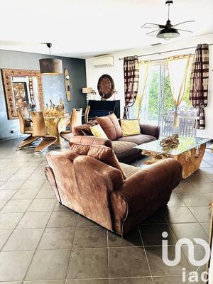 Maison - 140 m² - 4 pièces