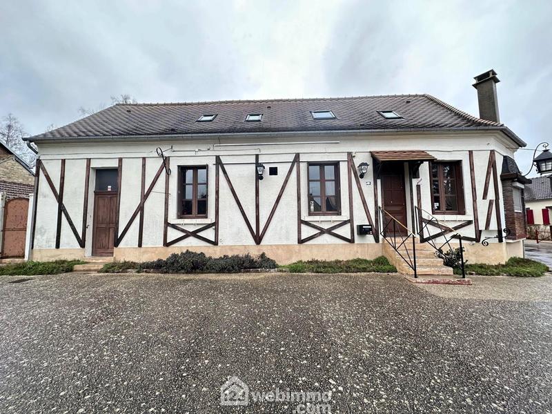 Maison - 205 m² - 7 pièces