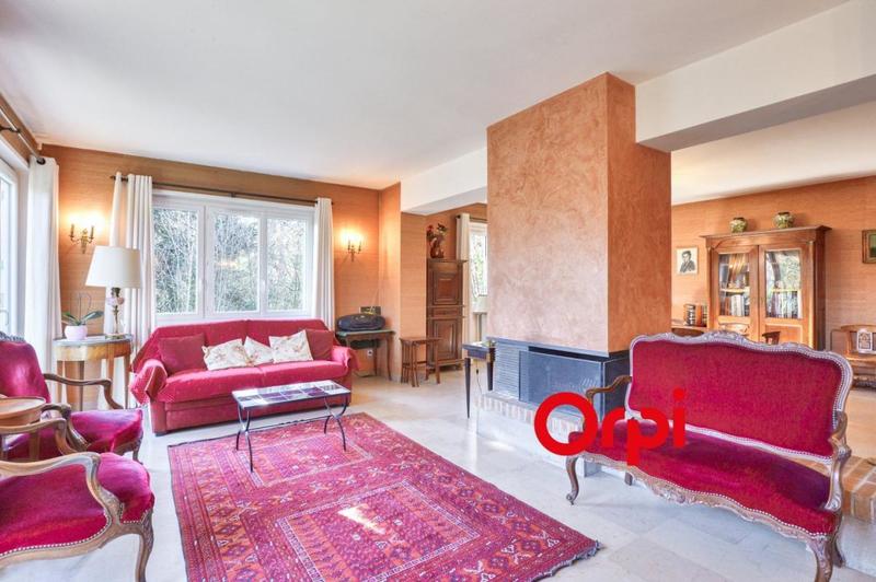 Château - 184 m² - 7 pièces