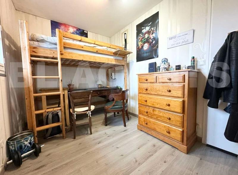 Maison traditionnelle - 114 m² - 6 pièces